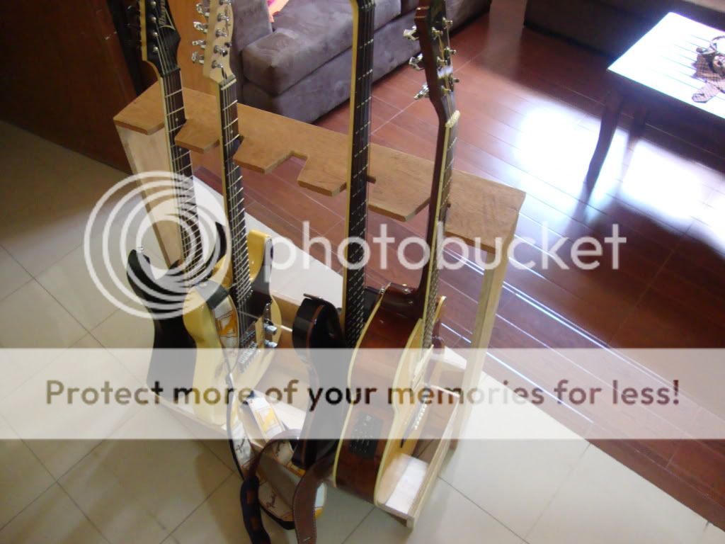 diy wood guitar stand